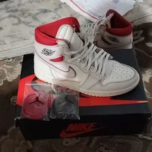 Phantom air Jordan 1 OG IN ORIGNI.BOX WITH ORIGIAL RED AND BLck LACES. Mint con Jordan 1 Retro High OG  main image 3